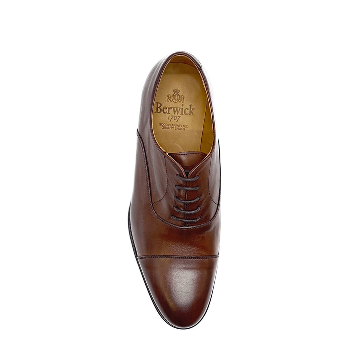 3010 Oxford Cap Toe