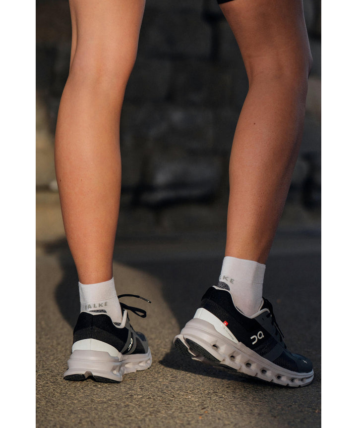 RU4 Endurance Short Women Running Short Socks