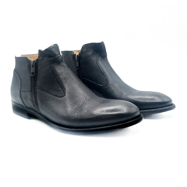Clay - Black