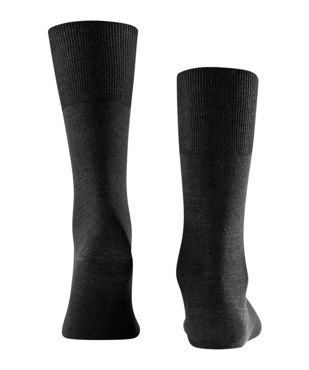Airport - Black